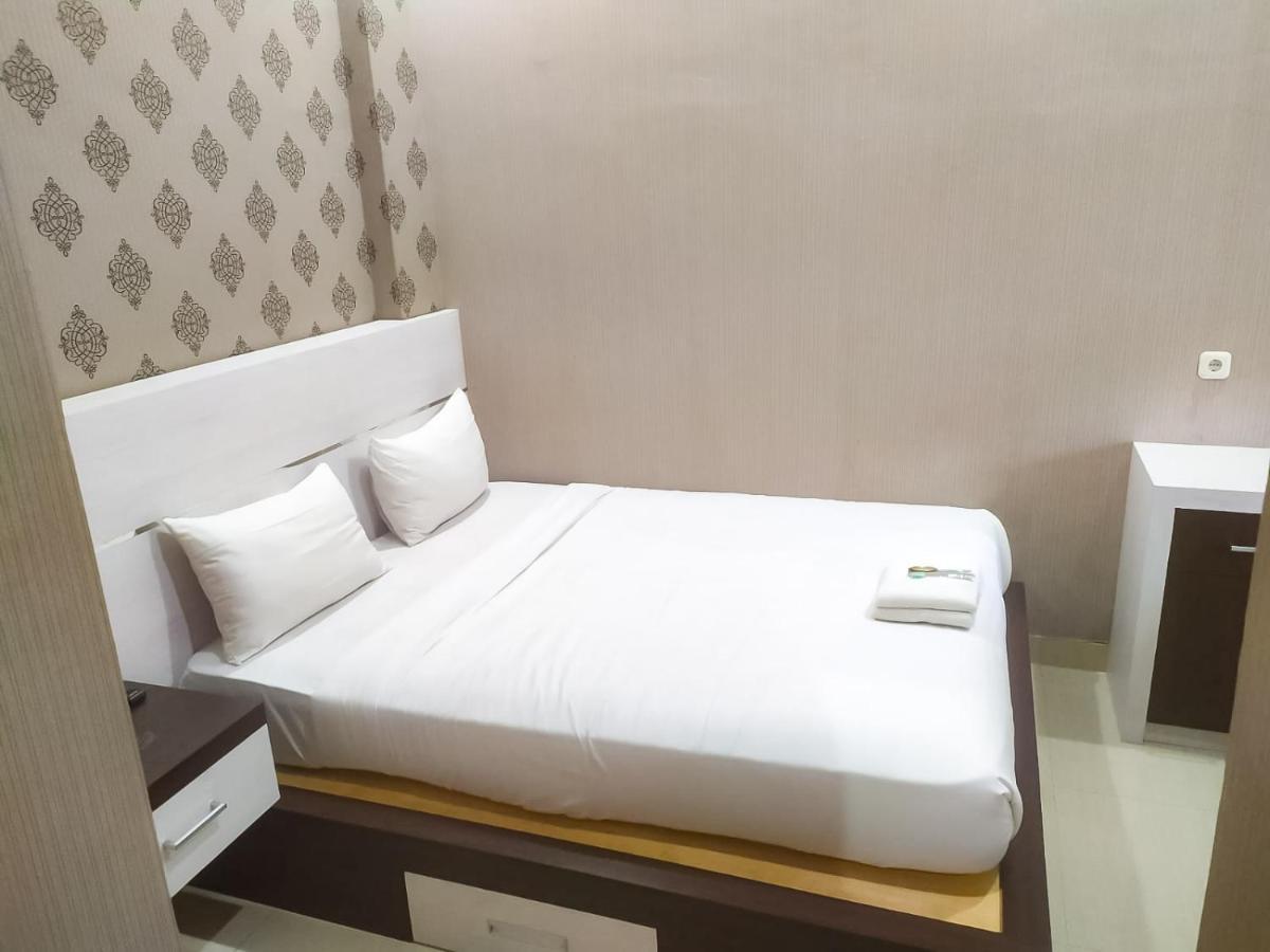 Reddoorz Syariah Near Sultan Syarif Kasim II Airport Hotel เปกันบารู ภายนอก รูปภาพ